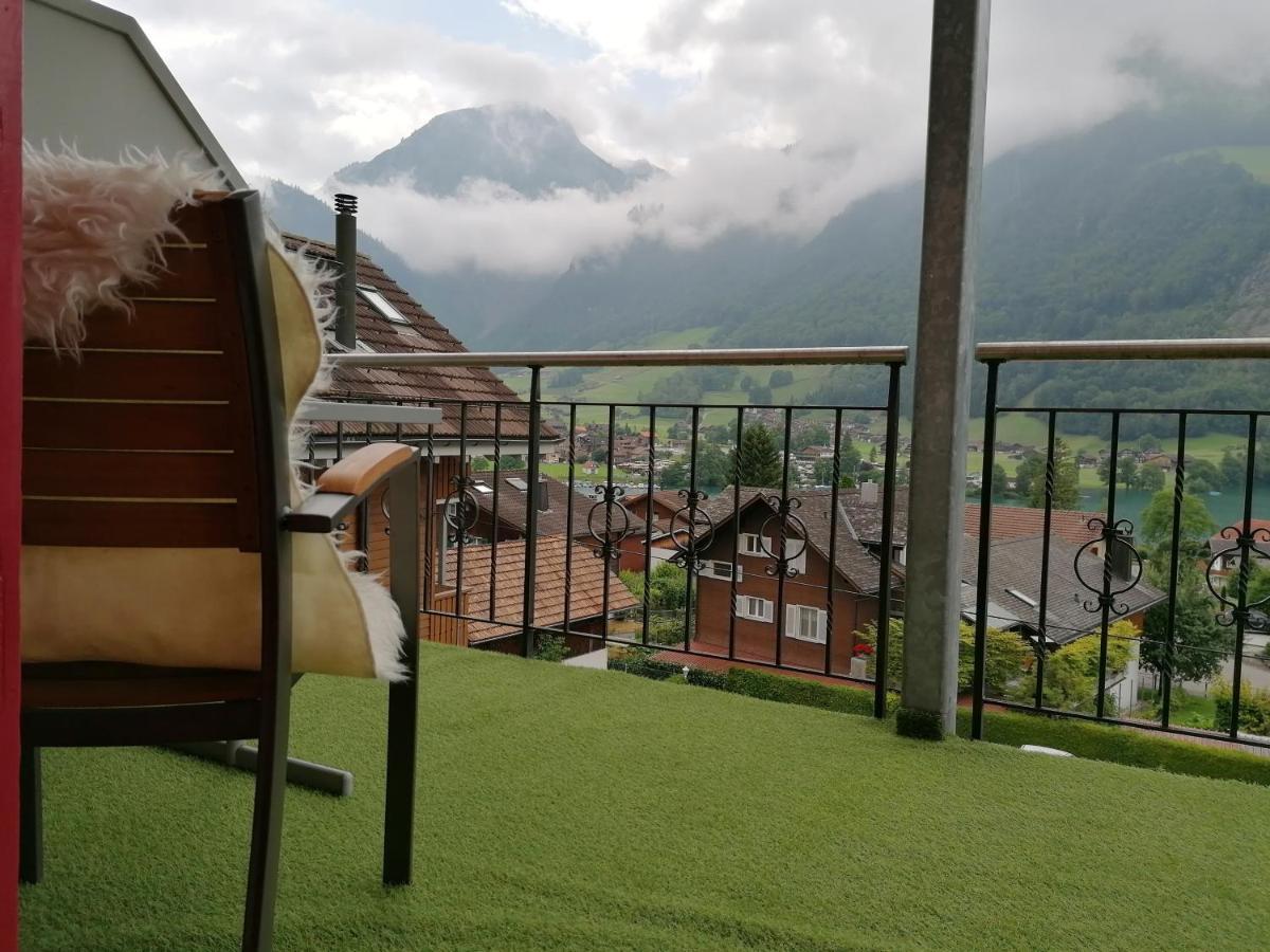 Apartamento Elliotts Bed & Bar Lungern Exterior foto