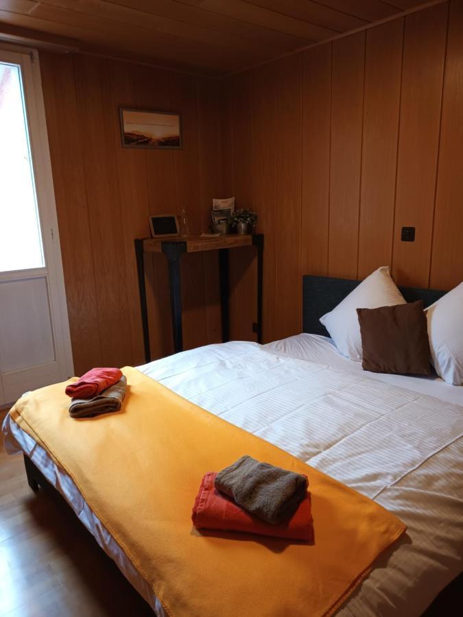 Apartamento Elliotts Bed & Bar Lungern Exterior foto